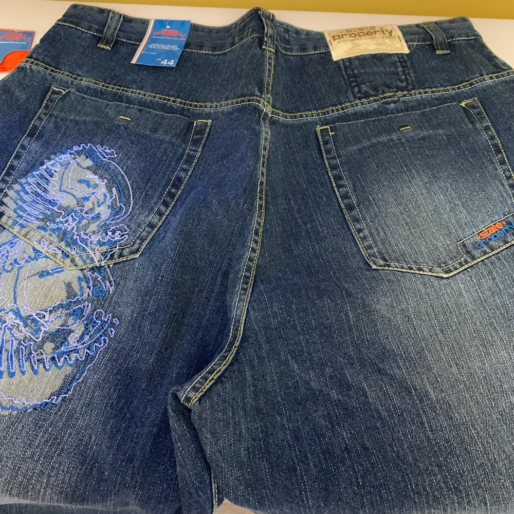 State Property Mens Lion Logo Jeans